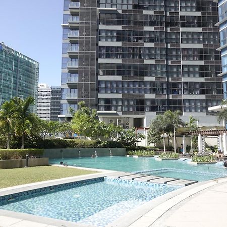 Uptown Parksuites Tower Two - Bgc Taguig, Manila Exterior foto