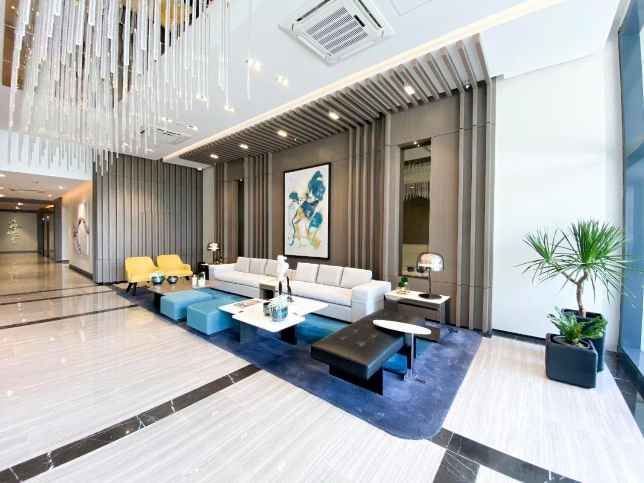 Uptown Parksuites Tower Two - Bgc Taguig, Manila Exterior foto